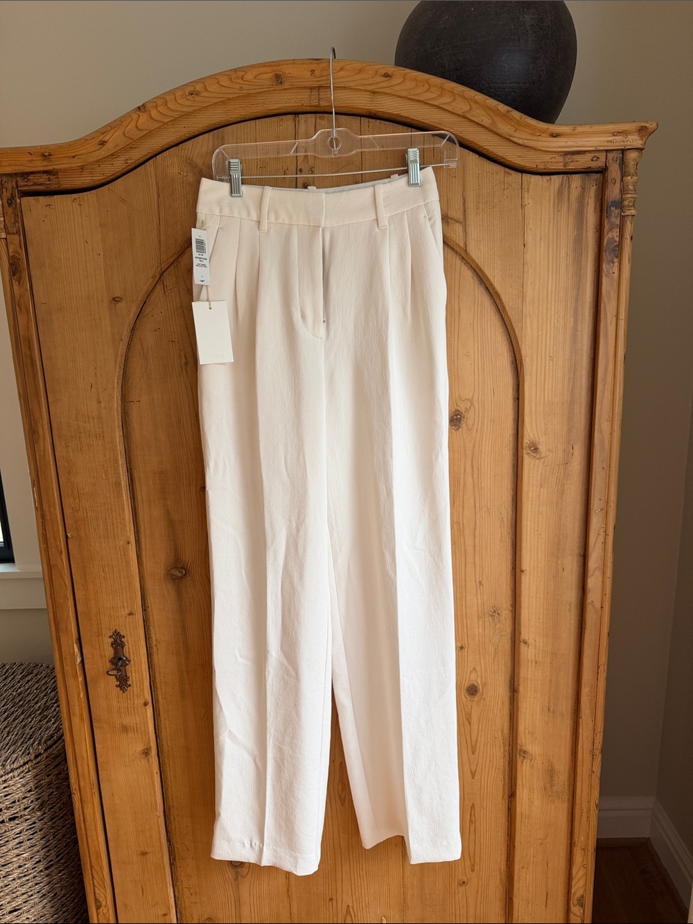 Women's Cream Wide-Leg Trousers - Aritzia